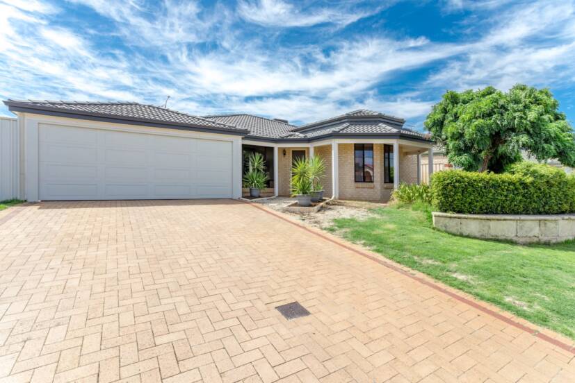 75 Gundaring Turn, CANNING VALE, WA 6155 AUS