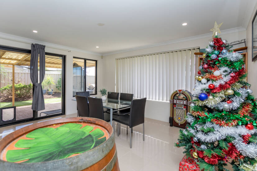 75 Gundaring Turn, CANNING VALE, WA 6155 AUS