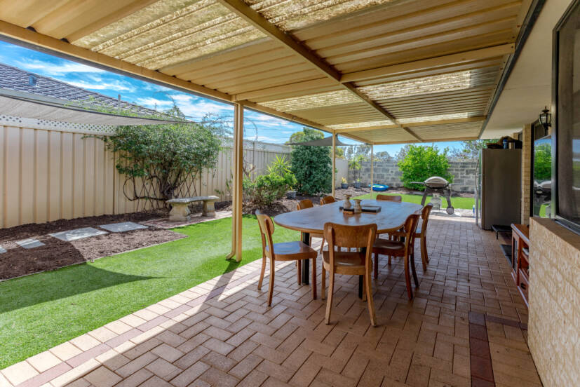75 Gundaring Turn, CANNING VALE, WA 6155 AUS