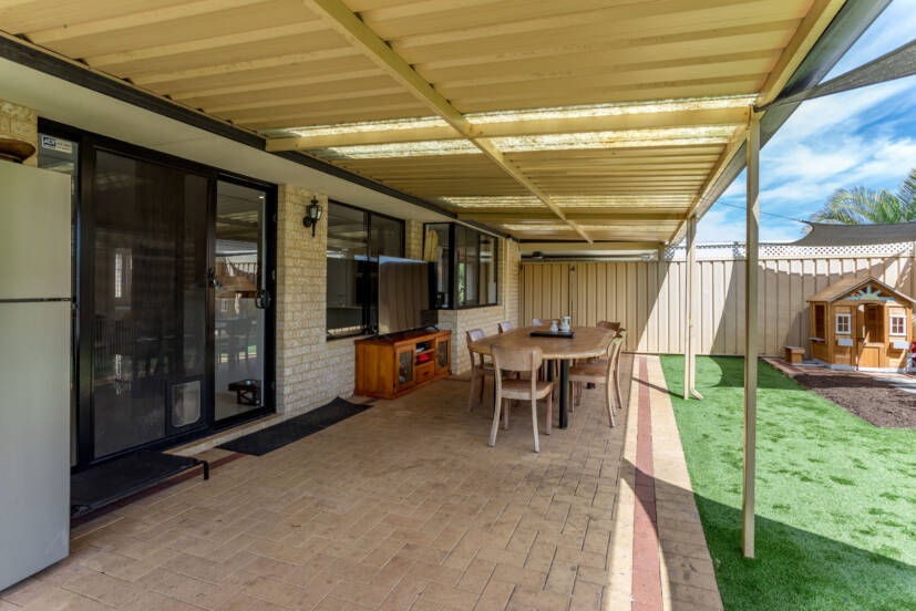 75 Gundaring Turn, CANNING VALE, WA 6155 AUS
