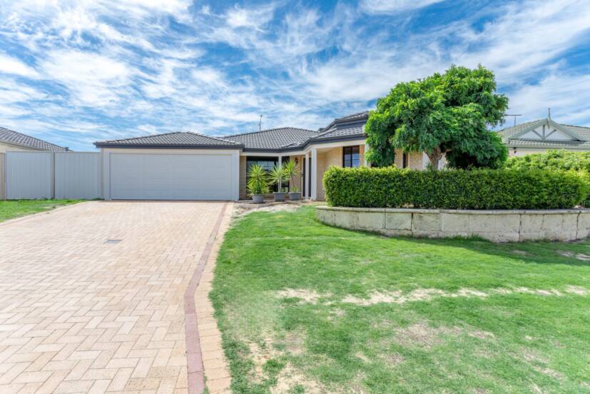 75 Gundaring Turn, CANNING VALE, WA 6155 AUS