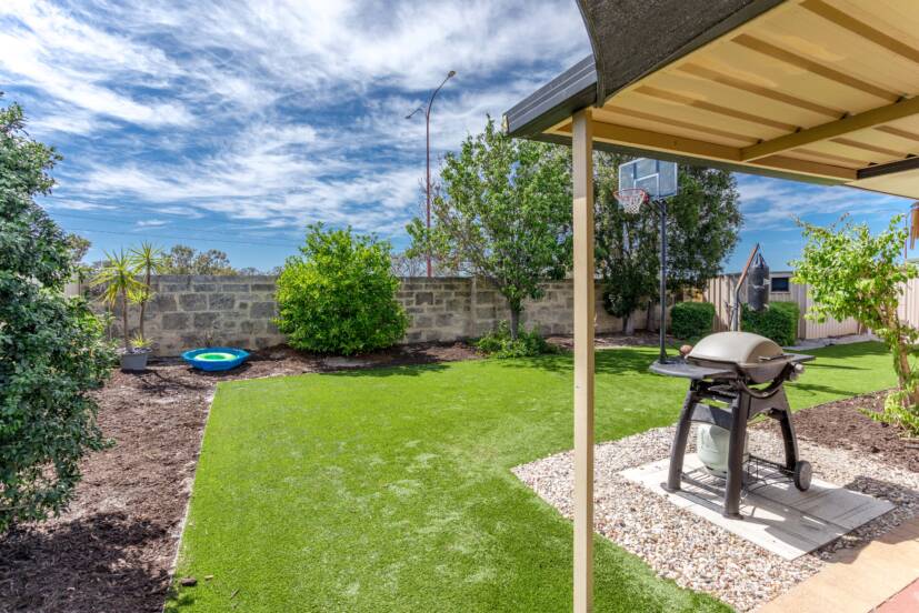 75 Gundaring Turn, CANNING VALE, WA 6155 AUS