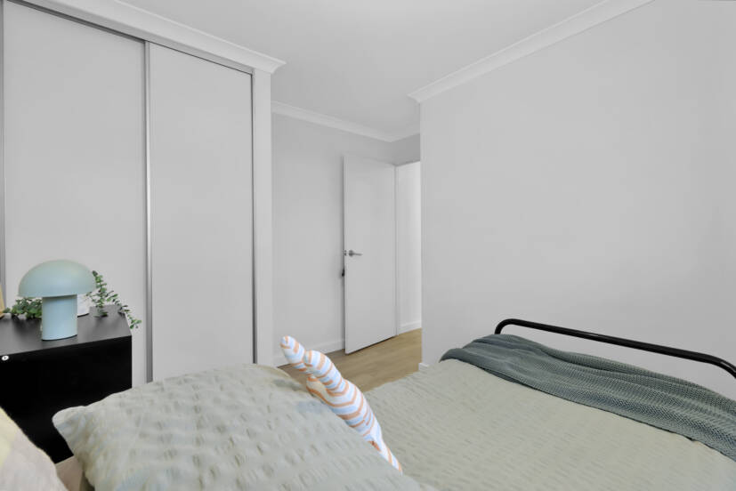 4 Golden Way, PIARA WATERS, WA 6112 AUS