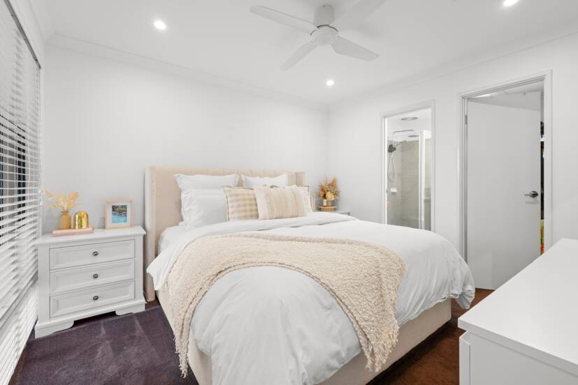6 Wolfson Way, PIARA WATERS, WA 6112 AUS