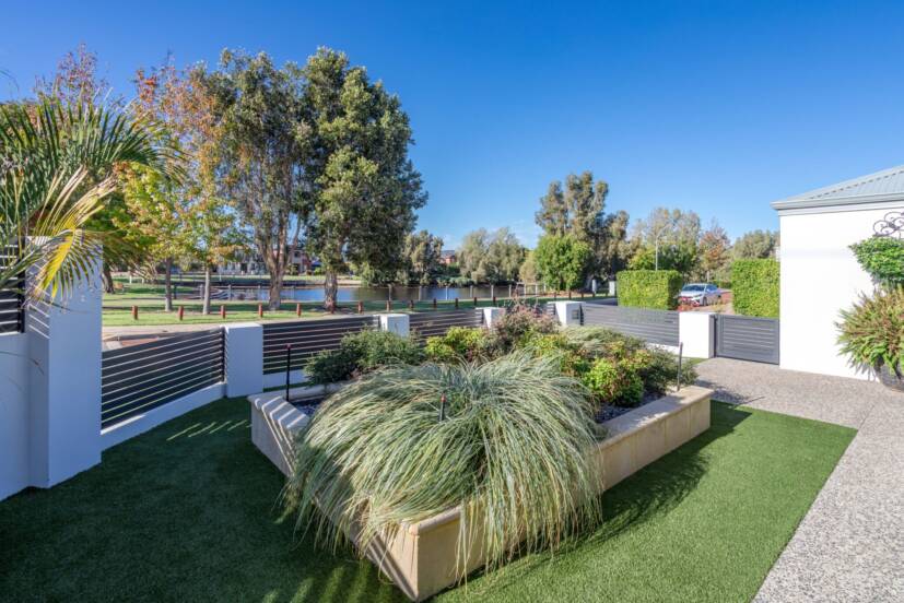 1 Pedalstone Drive, SOUTHERN RIVER, WA 6110 AUS