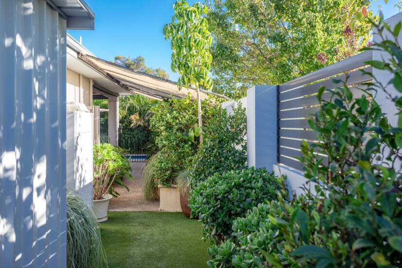 1 Pedalstone Drive, SOUTHERN RIVER, WA 6110 AUS