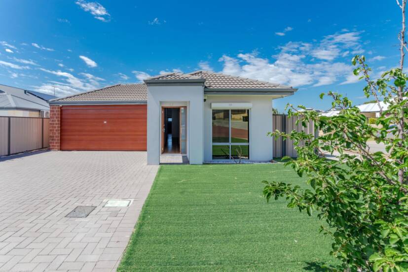 2 Wilderness Way, AVELEY, WA 6069 AUS
