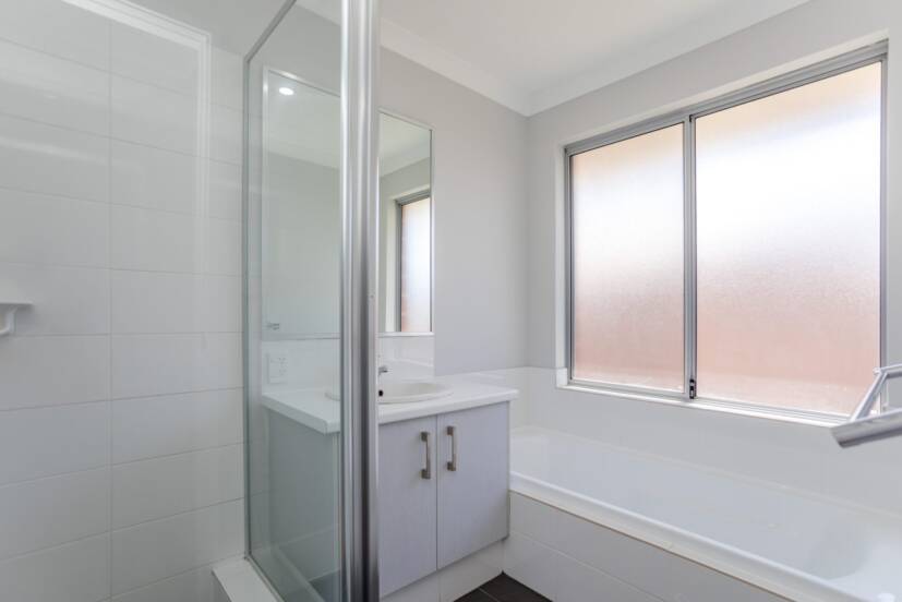 2 Wilderness Way, AVELEY, WA 6069 AUS