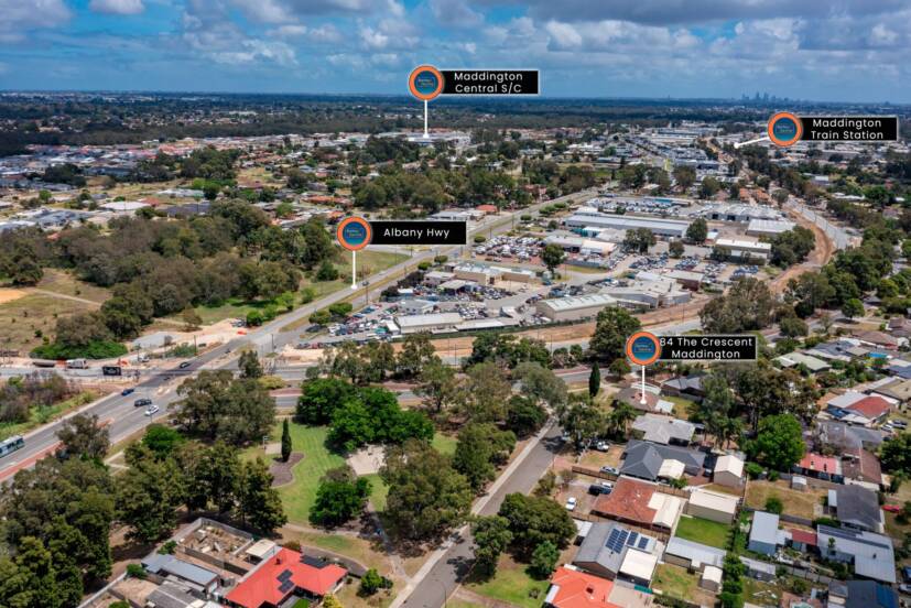 84 The Crescent, MADDINGTON, WA 6109 AUS