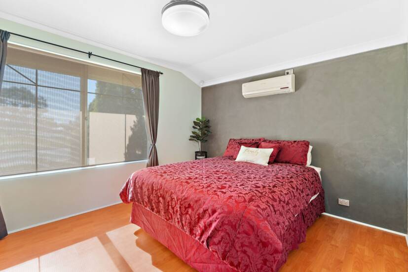 21 Lisbon Way, SEVILLE GROVE, WA 6112 AUS