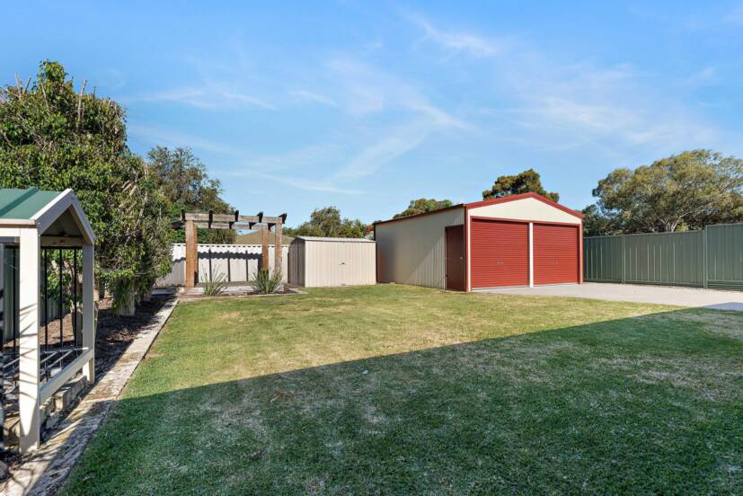 21 Lisbon Way, SEVILLE GROVE, WA 6112 AUS