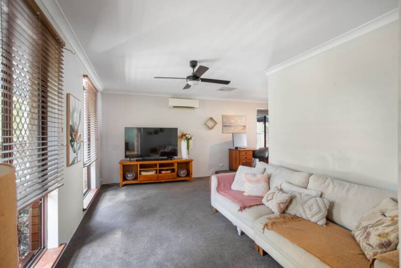 10 Sands Court, HUNTINGDALE, WA 6110 AUS
