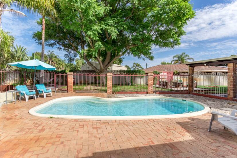 10 Sands Court, HUNTINGDALE, WA 6110 AUS