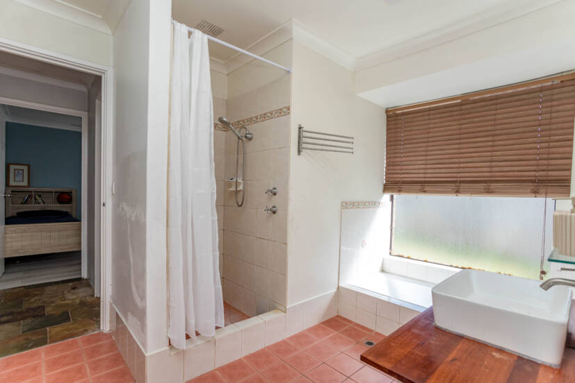 10 Sands Court, HUNTINGDALE, WA 6110 AUS