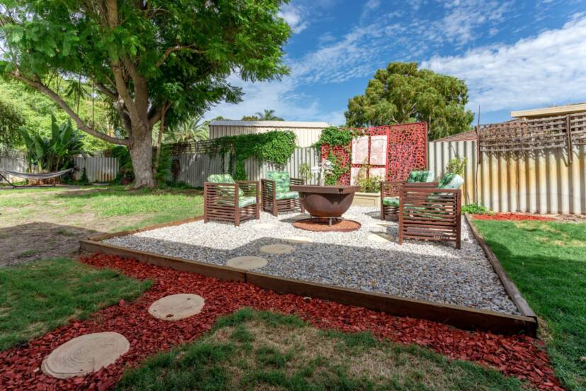 10 Sands Court, HUNTINGDALE, WA 6110 AUS