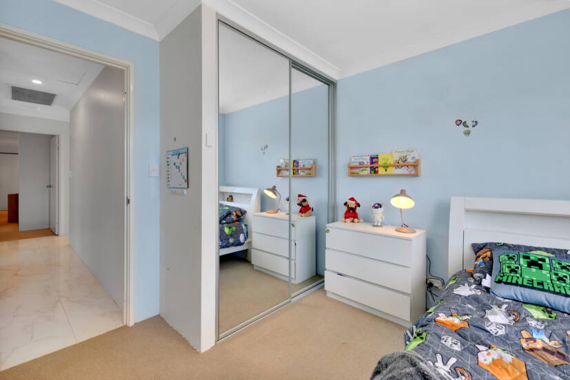 8 Pyramid Road, HARRISDALE, WA 6112 AUS