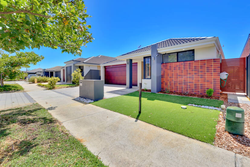 8 Pyramid Road, HARRISDALE, WA 6112 AUS