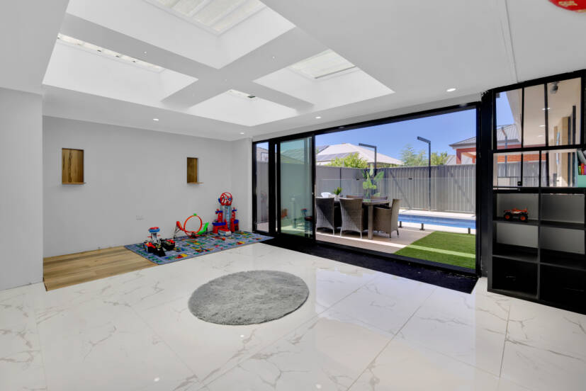 8 Pyramid Road, HARRISDALE, WA 6112 AUS