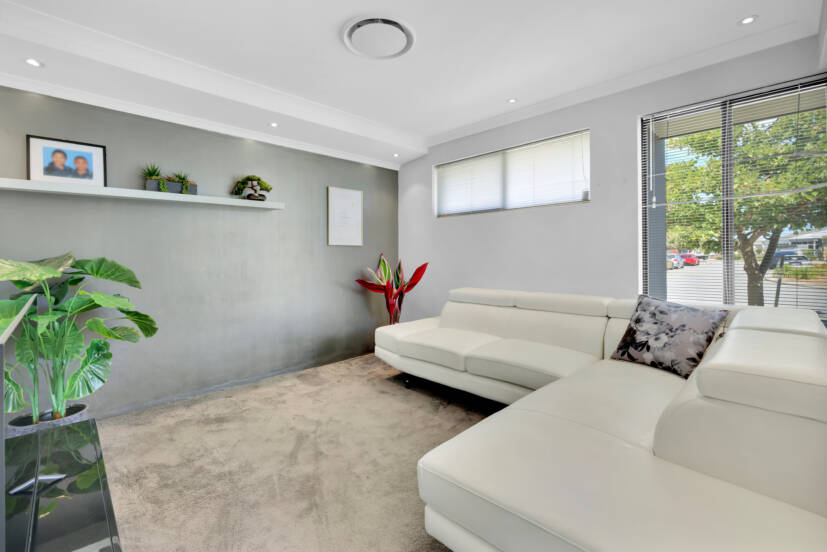 8 Pyramid Road, HARRISDALE, WA 6112 AUS
