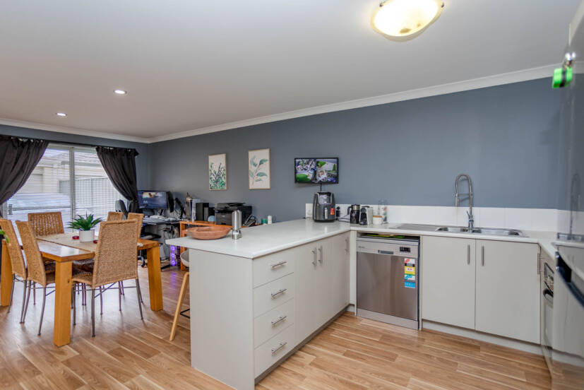 5 Mears Way, HILBERT, WA 6112 AUS