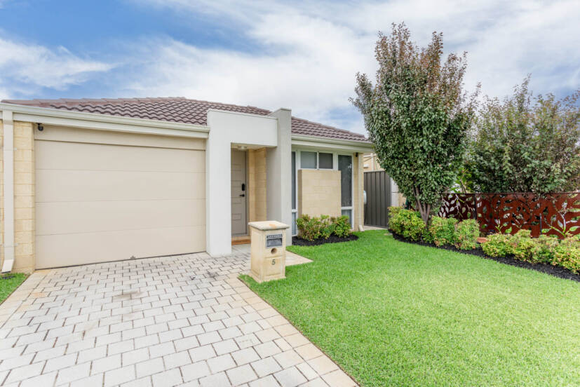 5 Mears Way, HILBERT, WA 6112 AUS