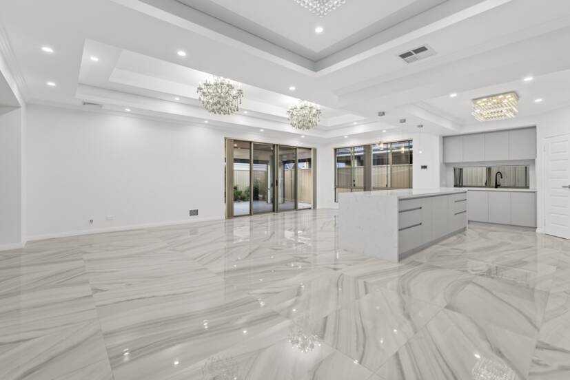 4 Azima Street, SOUTHERN RIVER, WA 6110 AUS