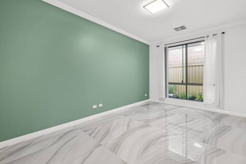 4 Azima Street, SOUTHERN RIVER, WA 6110 AUS