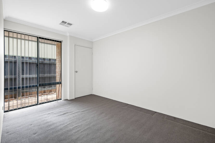29 Glentrool Gardens, CANNING VALE, WA 6155 AUS