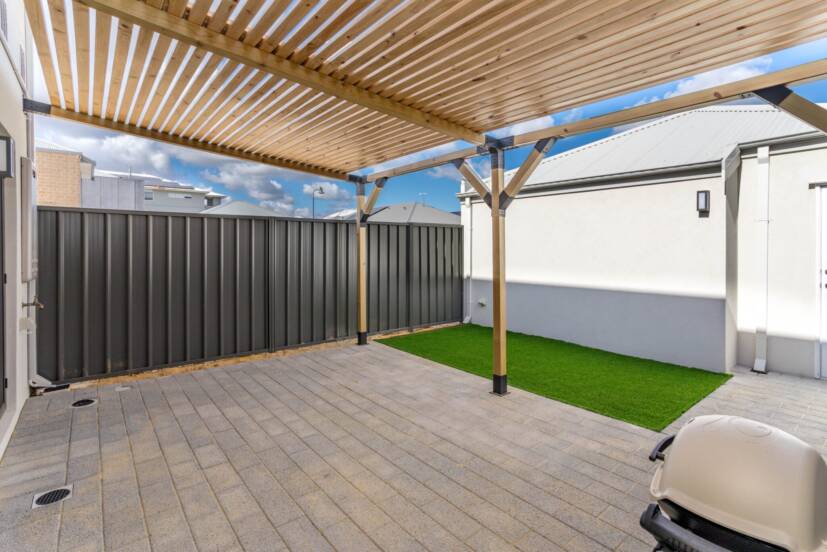 14 Research Avenue, PIARA WATERS, WA 6112 AUS