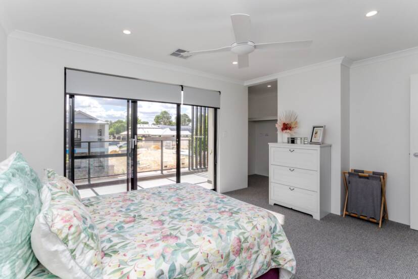 14 Research Avenue, PIARA WATERS, WA 6112 AUS