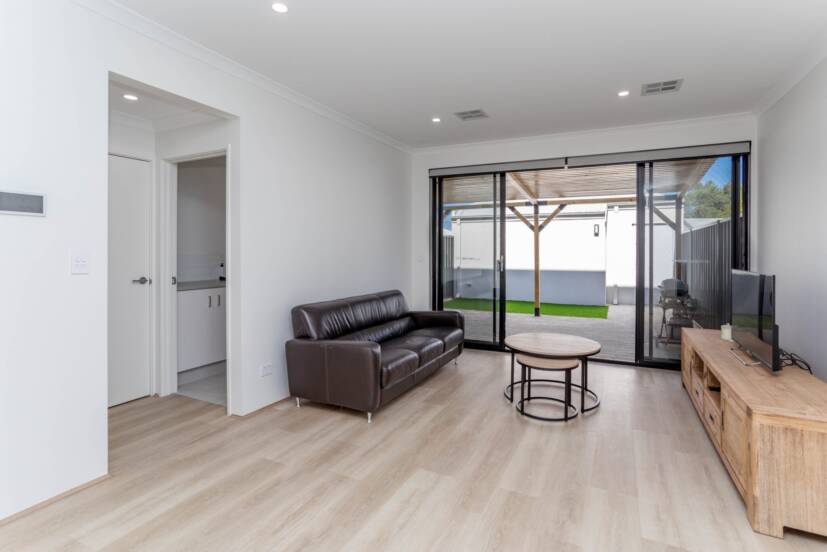 14 Research Avenue, PIARA WATERS, WA 6112 AUS