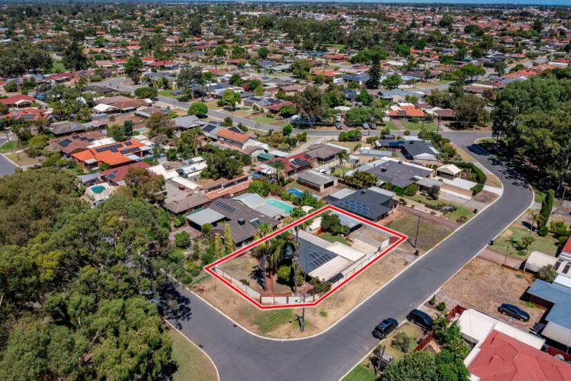 68 Kellar Way, THORNLIE, WA 6108 AUS