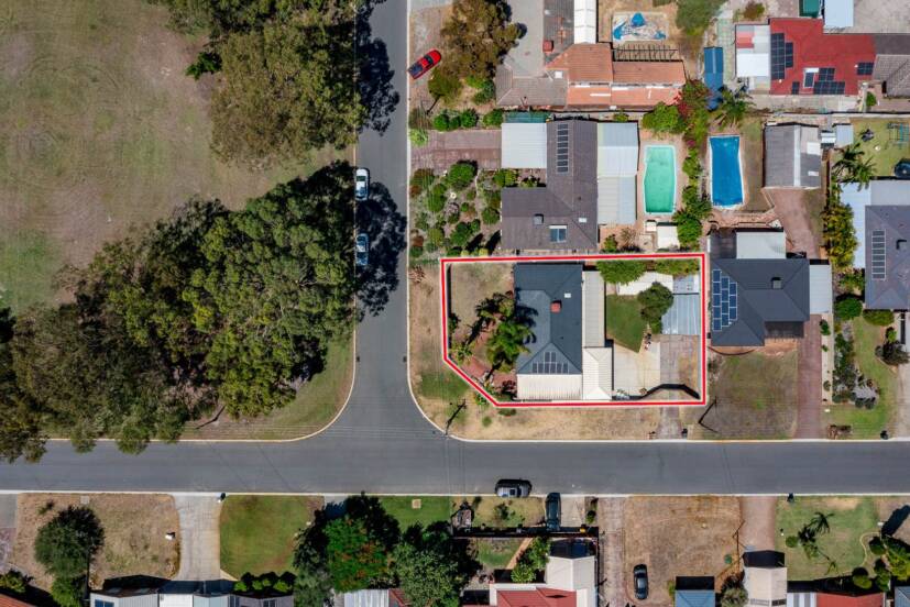 68 Kellar Way, THORNLIE, WA 6108 AUS