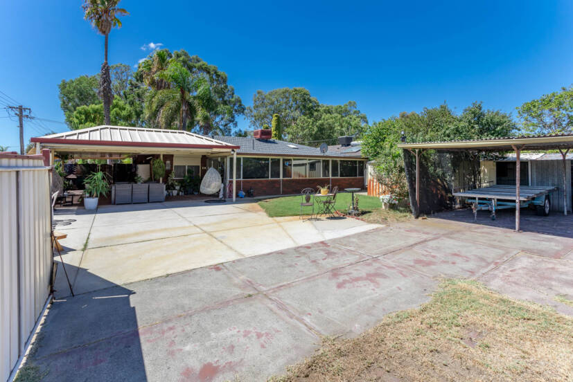 68 Kellar Way, THORNLIE, WA 6108 AUS