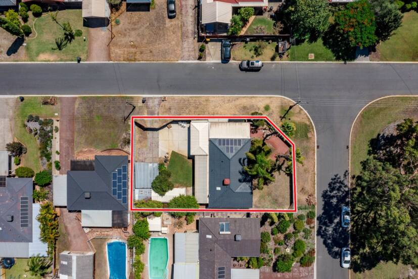 68 Kellar Way, THORNLIE, WA 6108 AUS