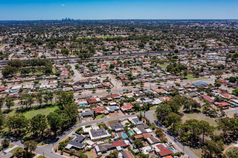 68 Kellar Way, THORNLIE, WA 6108 AUS