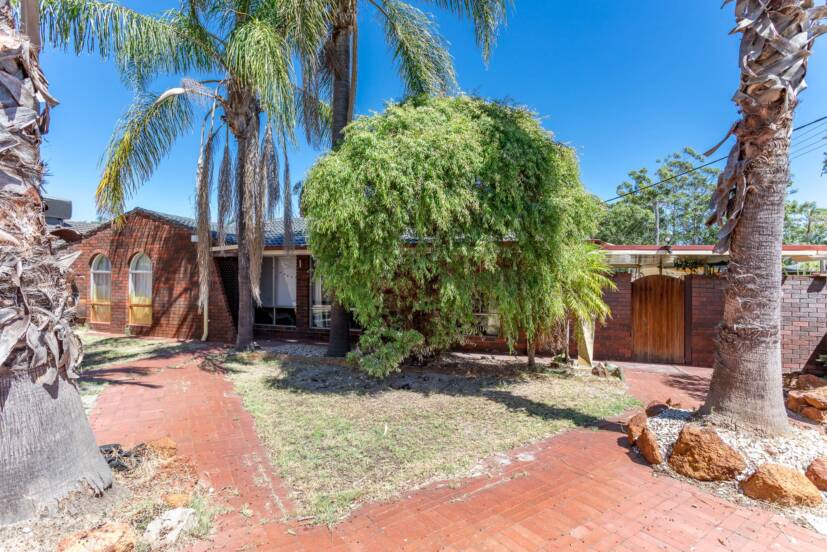 68 Kellar Way, THORNLIE, WA 6108 AUS