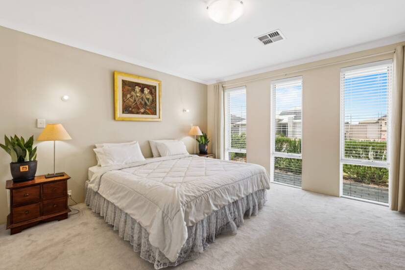 18 Kersley Loop, HARRISDALE, WA 6112 AUS