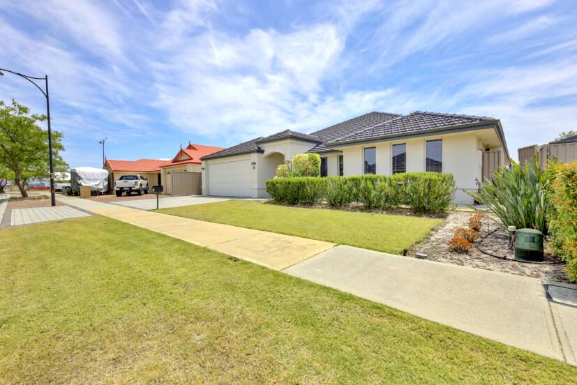 18 Kersley Loop, HARRISDALE, WA 6112 AUS
