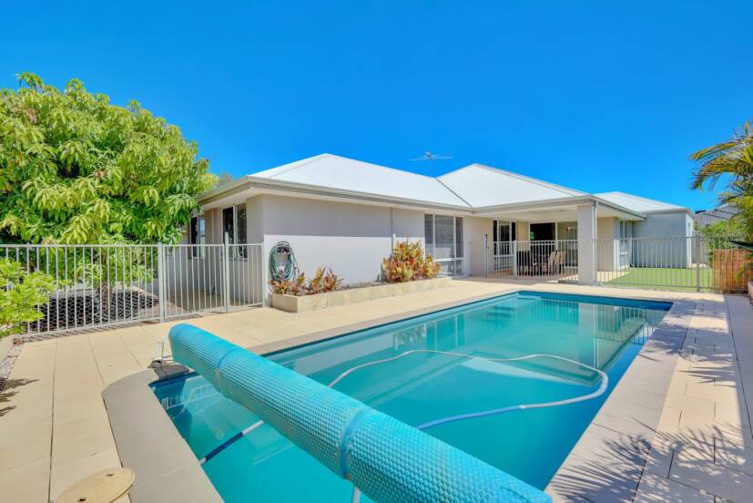 3 Artizan Pass, PIARA WATERS, WA 6112 AUS