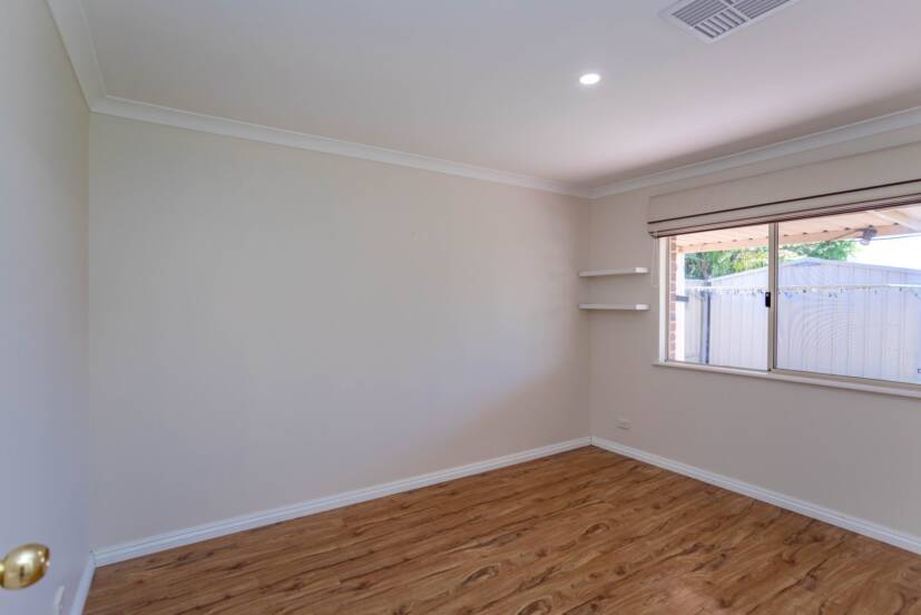 10 Kirby Court, HUNTINGDALE, WA 6110 AUS