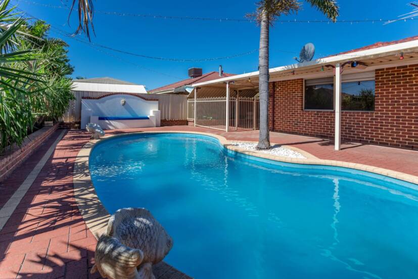 10 Kirby Court, HUNTINGDALE, WA 6110 AUS