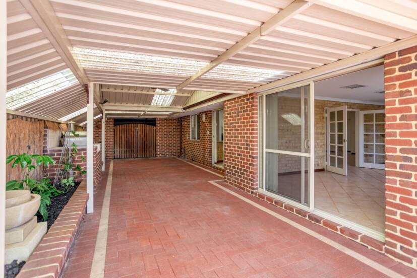 10 Kirby Court, HUNTINGDALE, WA 6110 AUS