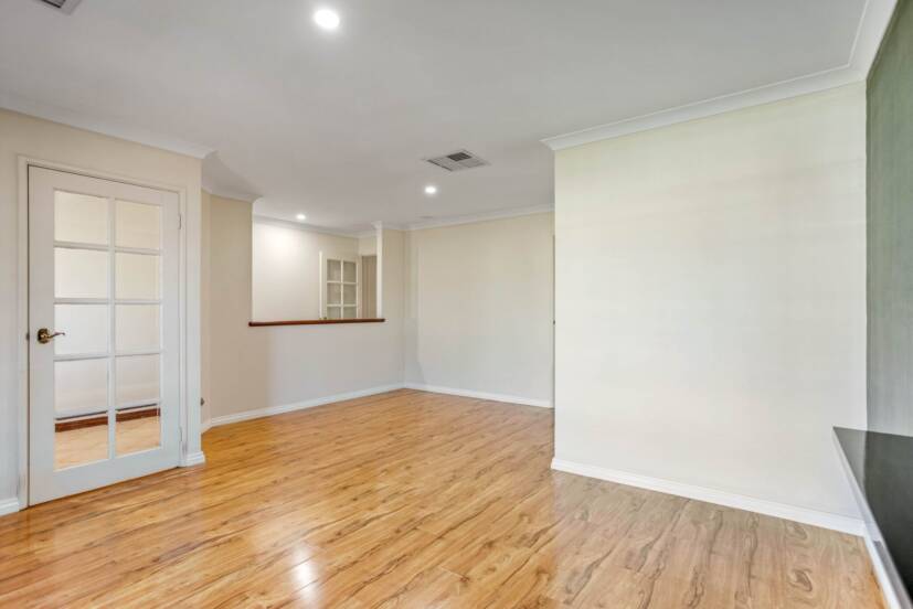 10 Kirby Court, HUNTINGDALE, WA 6110 AUS