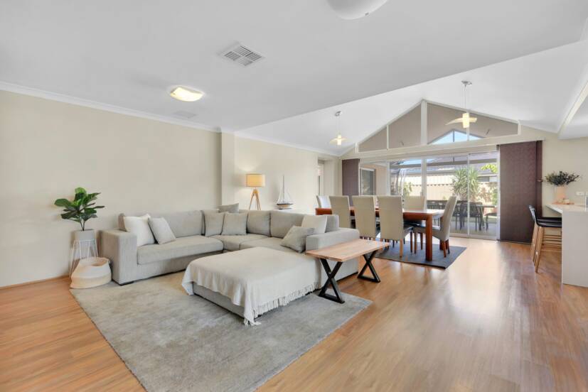 19 Pardalote Road, HARRISDALE, WA 6112 AUS