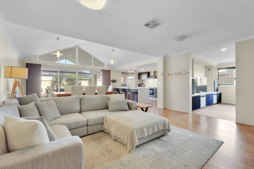 19 Pardalote Road, HARRISDALE, WA 6112 AUS