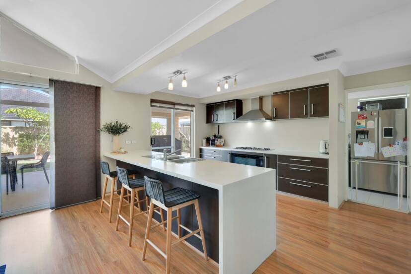 19 Pardalote Road, HARRISDALE, WA 6112 AUS