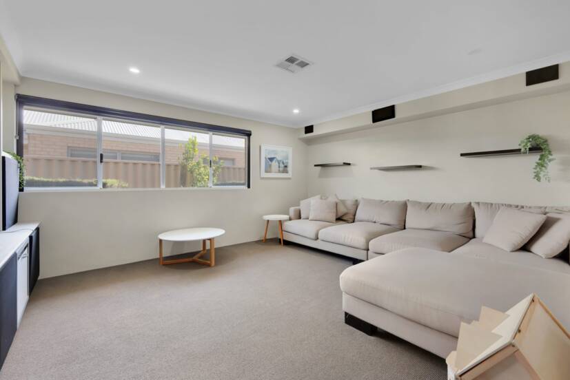 19 Pardalote Road, HARRISDALE, WA 6112 AUS