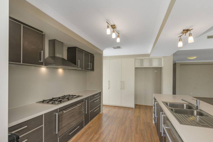19 Pardalote Road, HARRISDALE, WA 6112 AUS