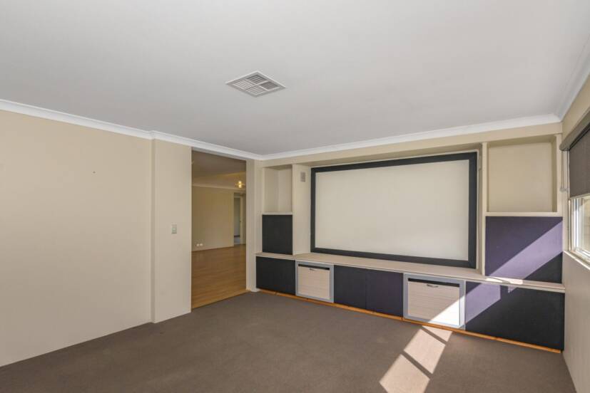 19 Pardalote Road, HARRISDALE, WA 6112 AUS